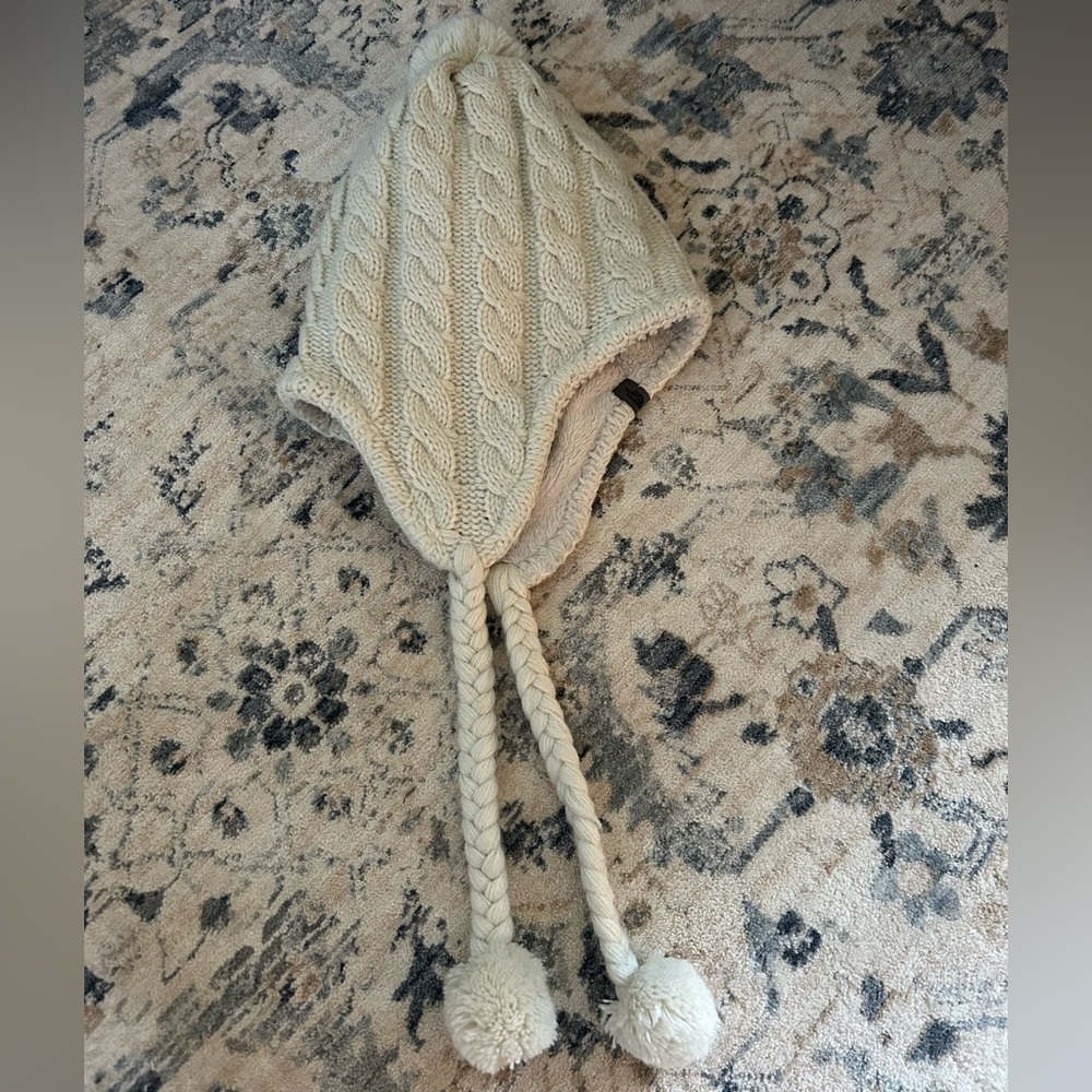 Cream North Face toboggan